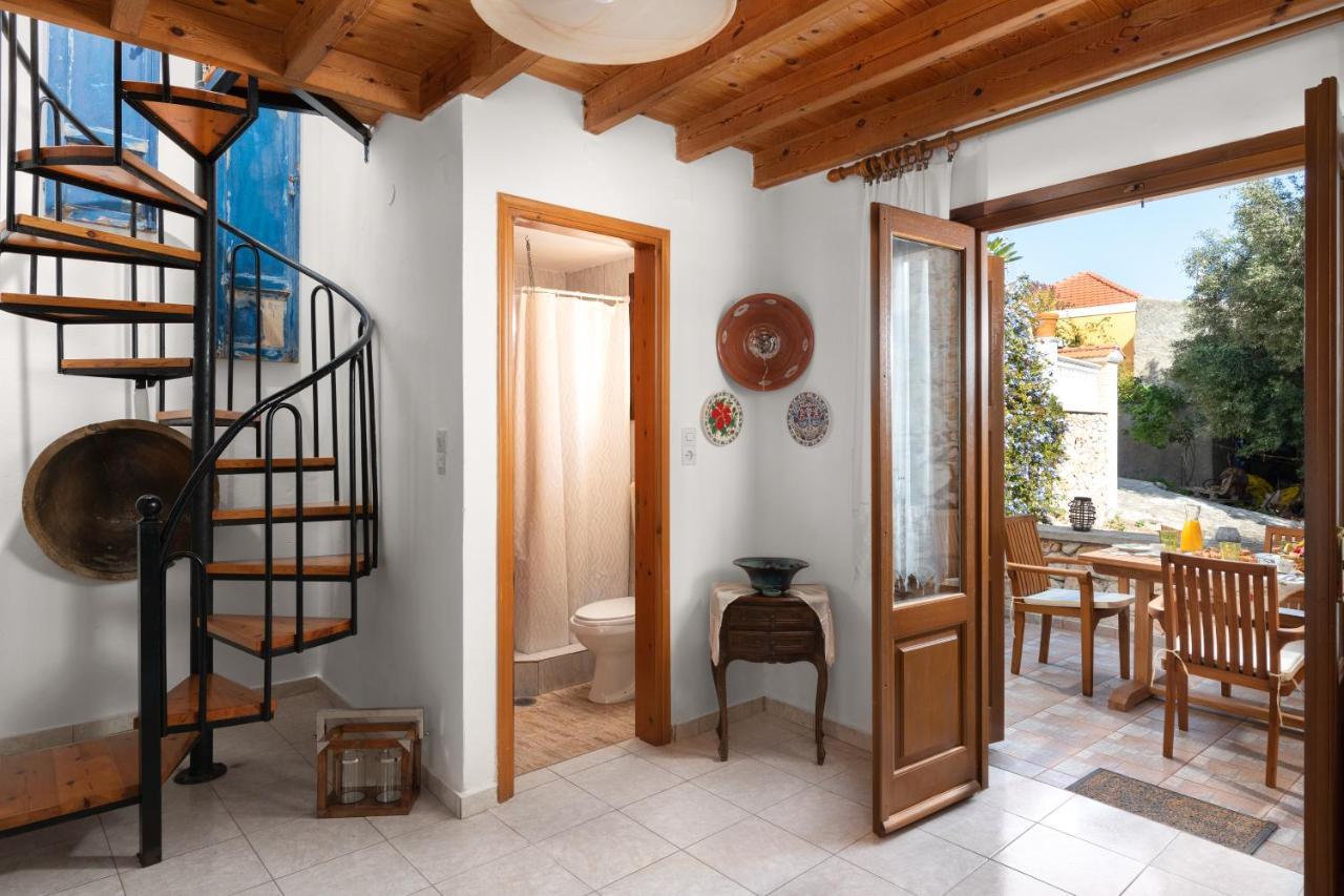 Little Karafillias Chalki Houseヴィラ エクステリア 写真